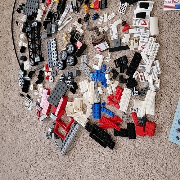 LEGO Speed Champions Race Car Set - 75912 - Picture 12 of 12